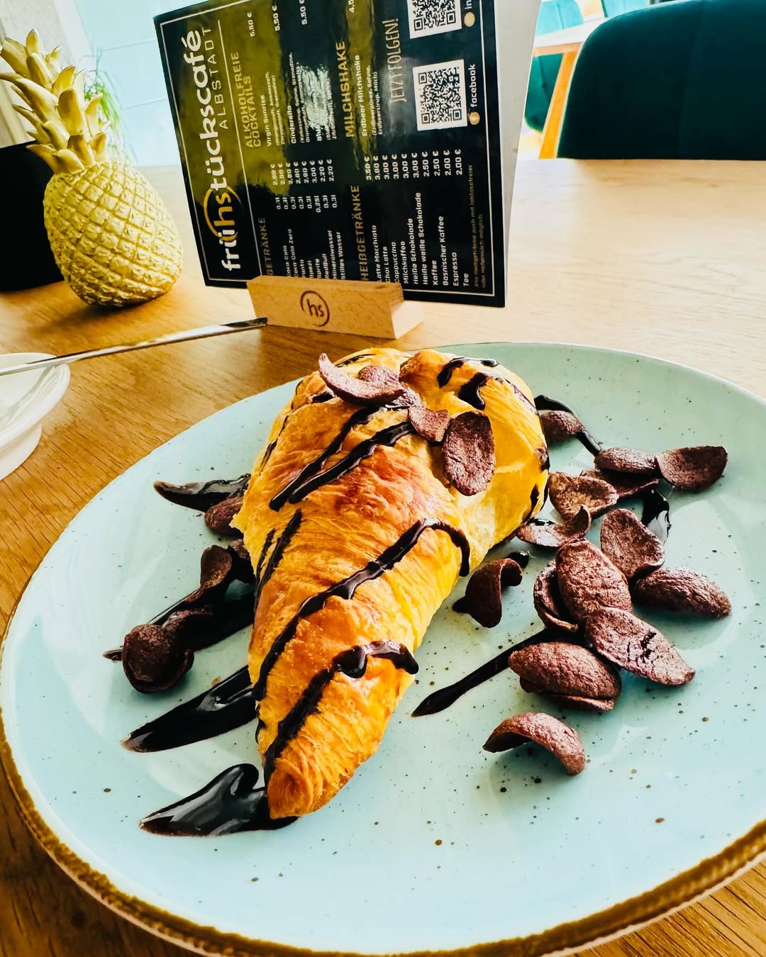 Schokoladen-Croissant